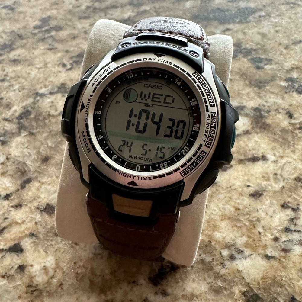 Casio Pathfinder Fishing Watch PAS-400B